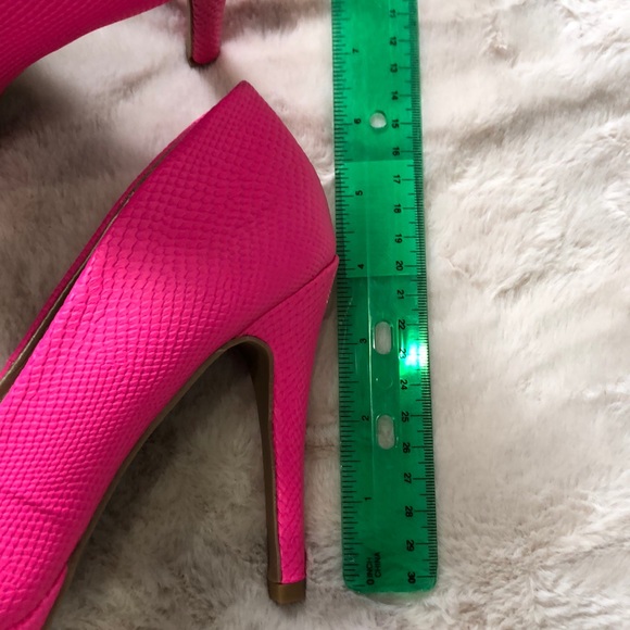 NEW Hot Pink Heels - Picture 5 of 6